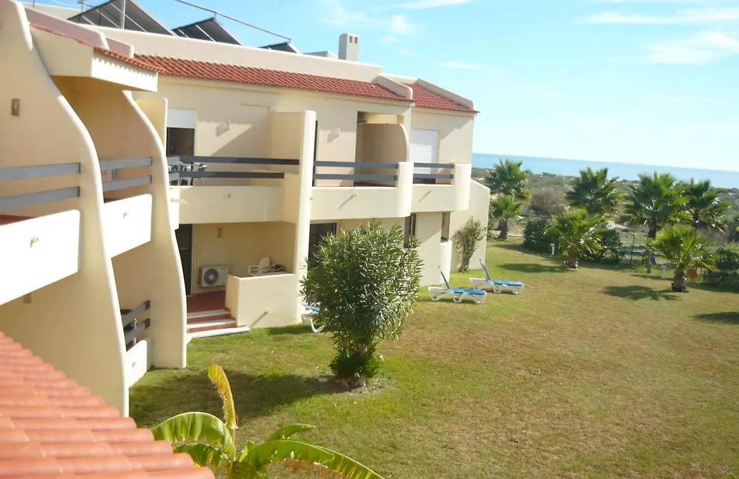 Praia Da Lota Resort - Beachfront Hotel-1
