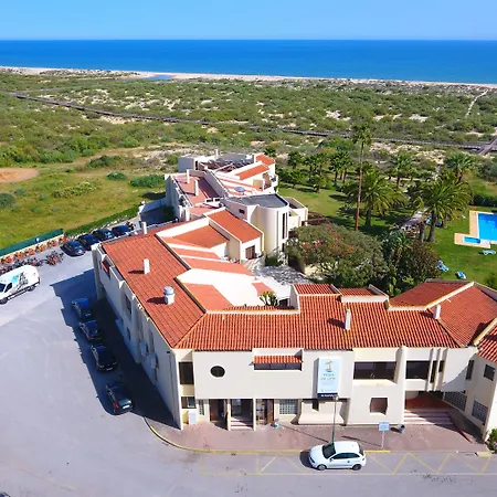 Praia Da Lota Resort - Beachfront Hotel-2